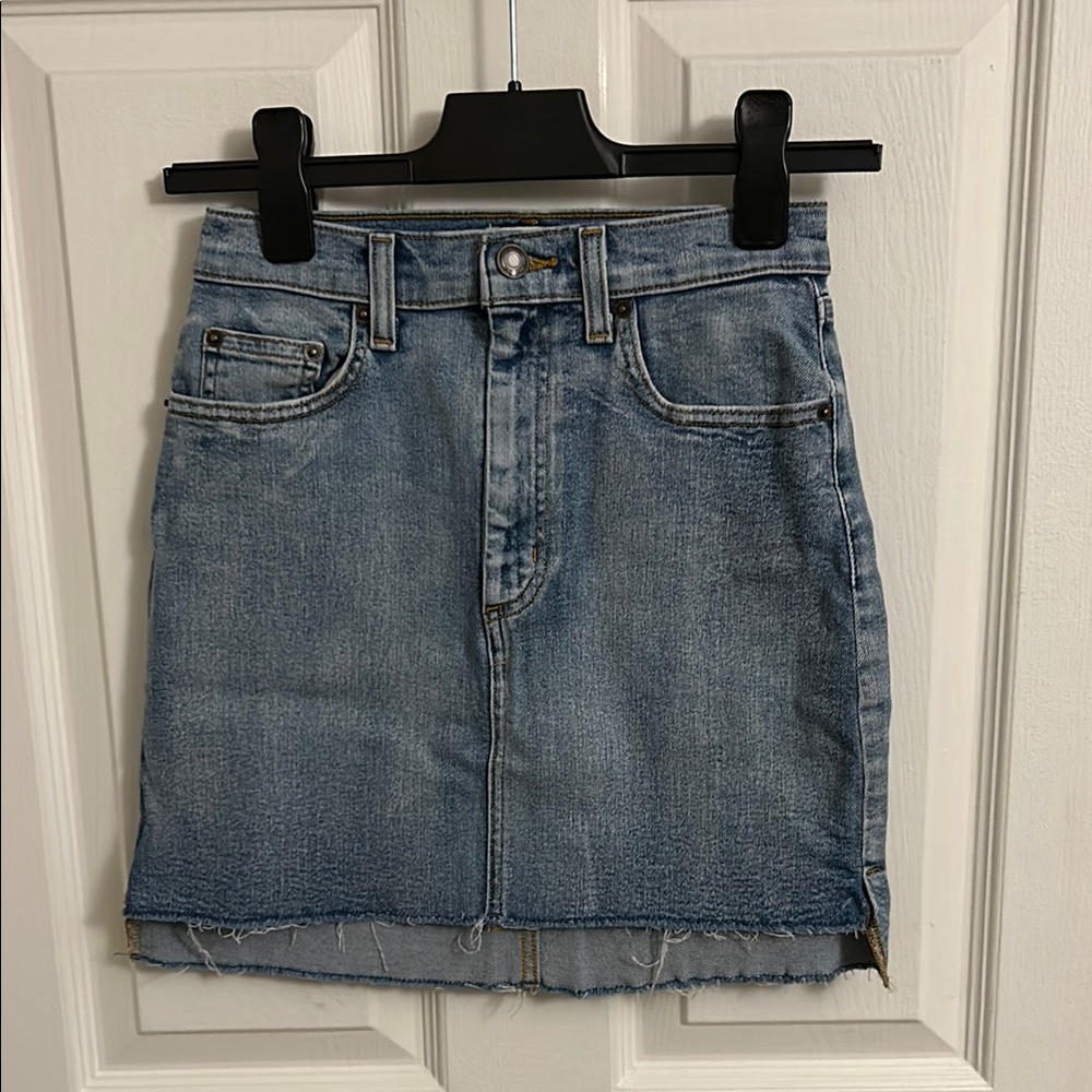 Wilfred raw edge Denim Mini Skirt